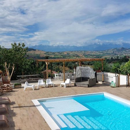 Bed And Breakfast La Pecora Rosa Sant'Omero Zewnętrze zdjęcie